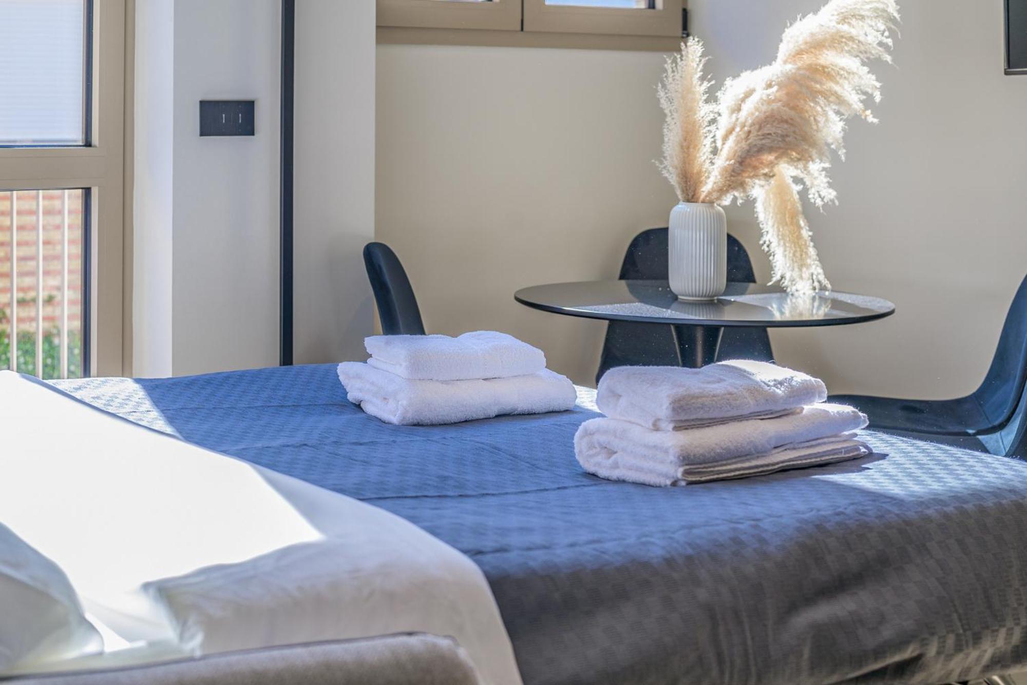 Luxury Suite Nel Cuore Di Milano Экстерьер фото
