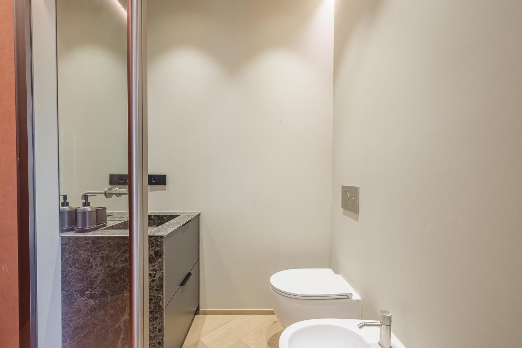 Luxury Suite Nel Cuore Di Milano Экстерьер фото